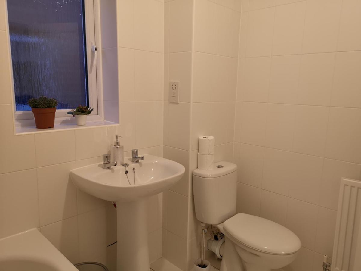 Nightingale Gardens - 4 Bed Detached House - Manchester Apartment Exterior foto